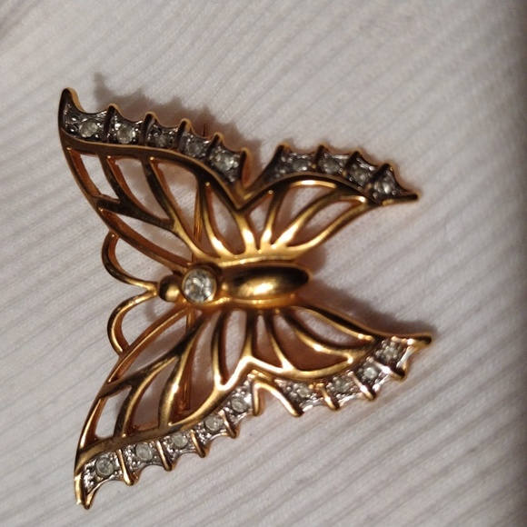 2 Butterflies - Picture 4 of 4